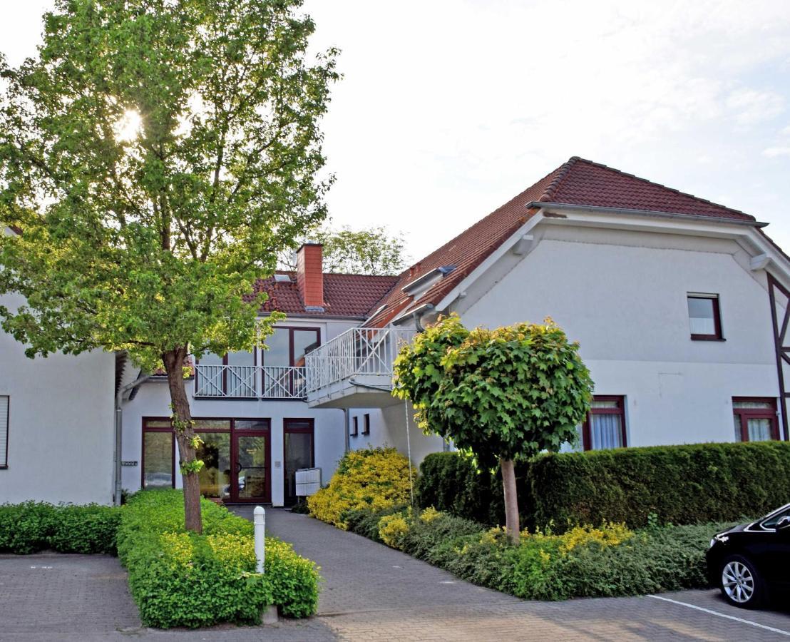 Ferienwohnung Mit Terrasse Gustow  Экстерьер фото